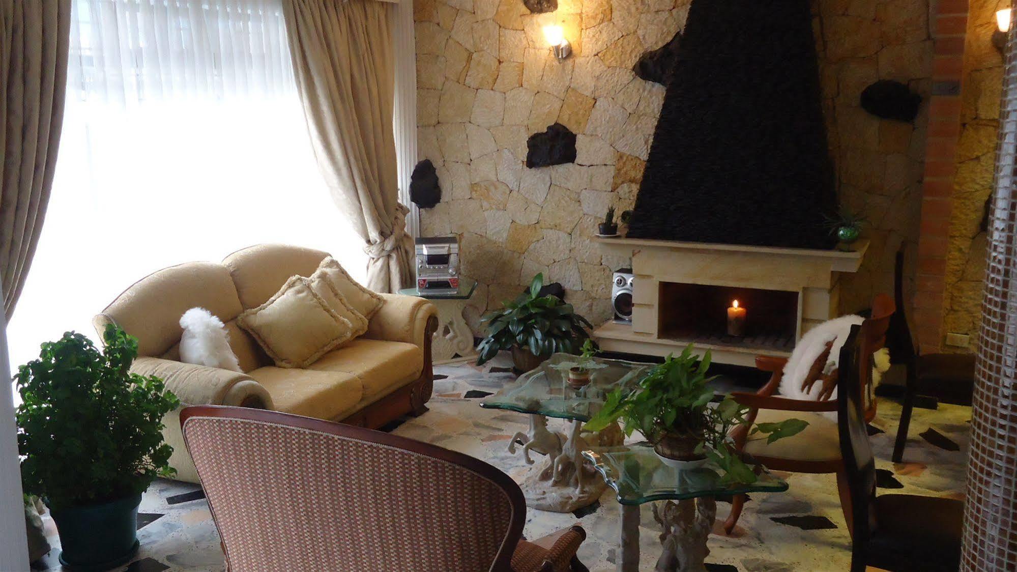 Hotel Casa Gaia Bogotá Zewnętrze zdjęcie